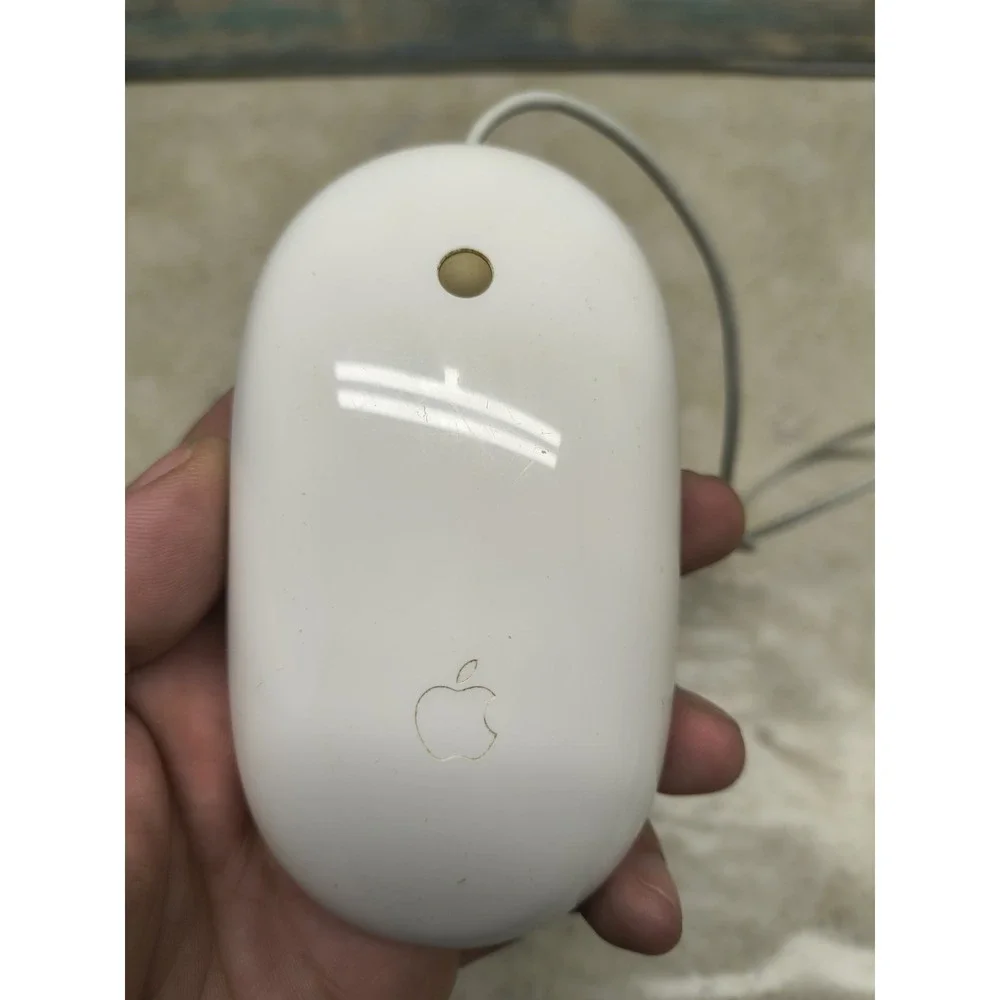 Apple USB Wired Optical Mouse (A1152)